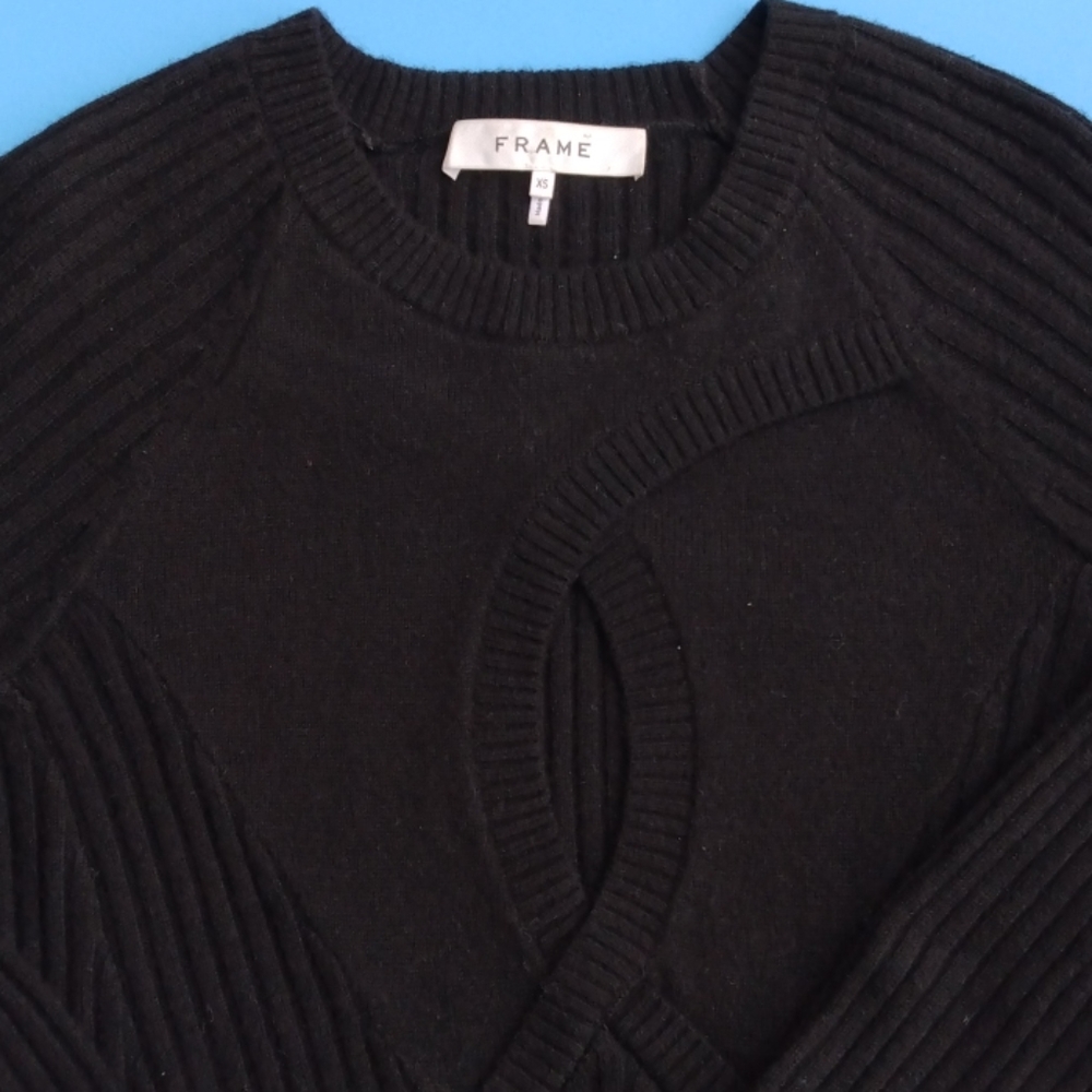 Frame Black Key Hole Sweater (XS)